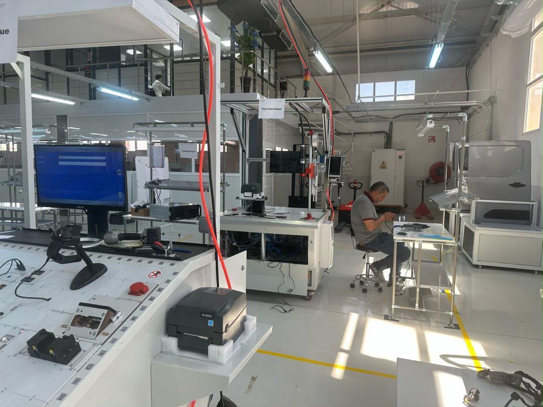 Electrical testing at an IDENET quality station